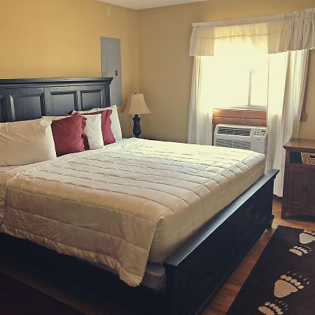 Yellowstone Condos & Suites การ์ดีเนอร์ ภายนอก รูปภาพ