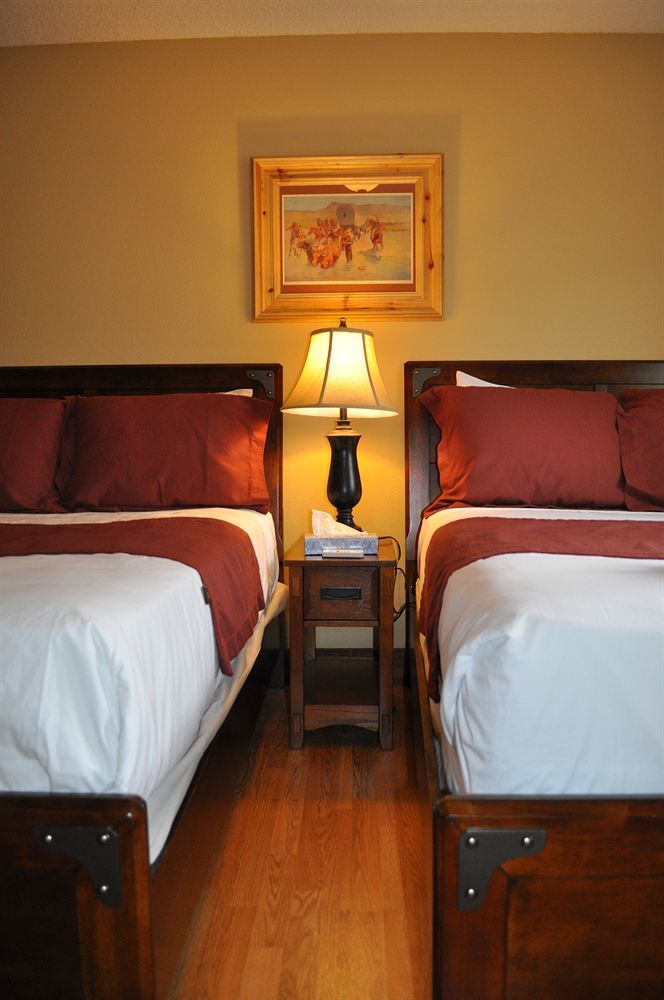 Yellowstone Condos & Suites การ์ดีเนอร์ ภายนอก รูปภาพ