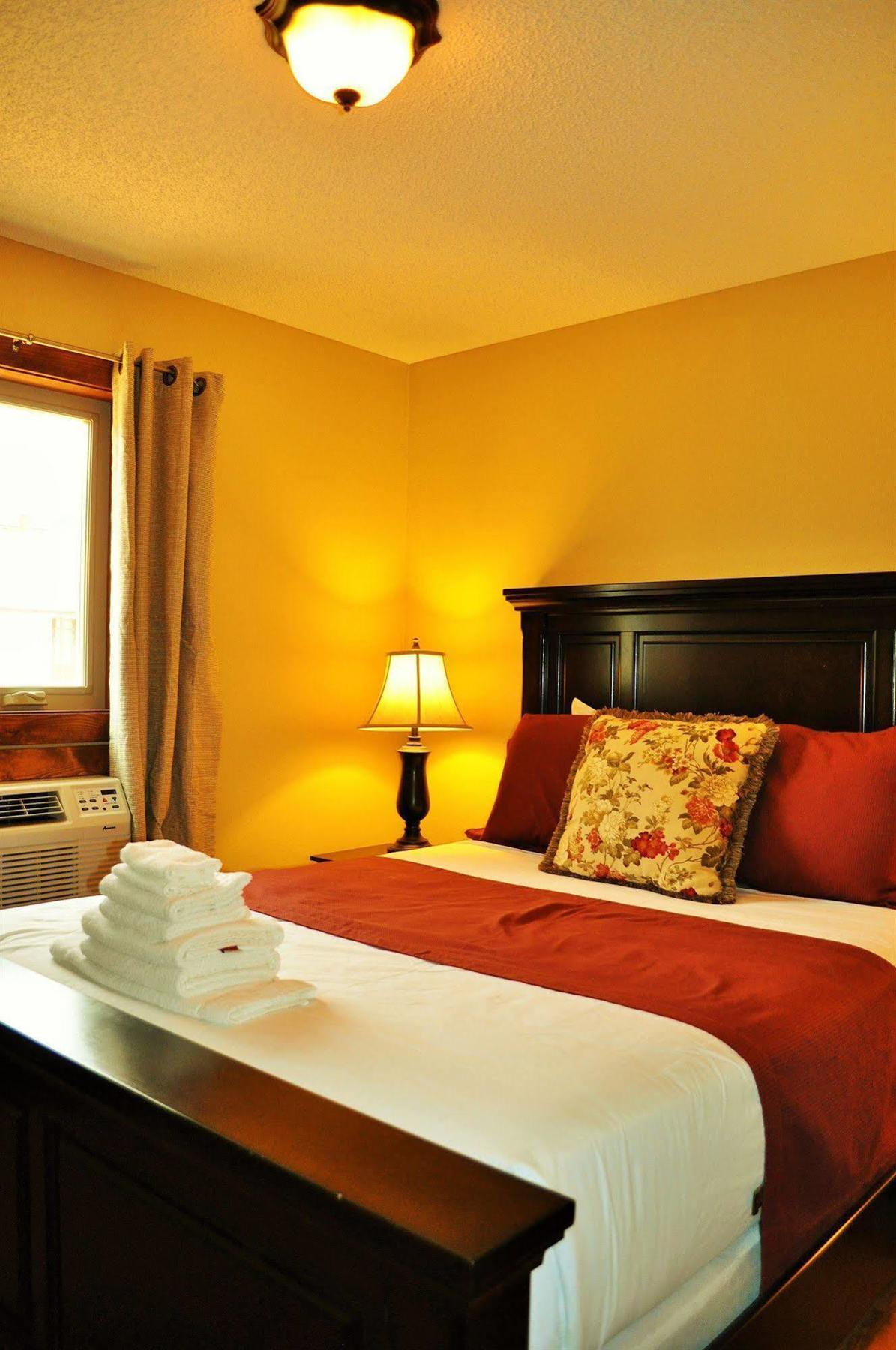 Yellowstone Condos & Suites การ์ดีเนอร์ ภายนอก รูปภาพ