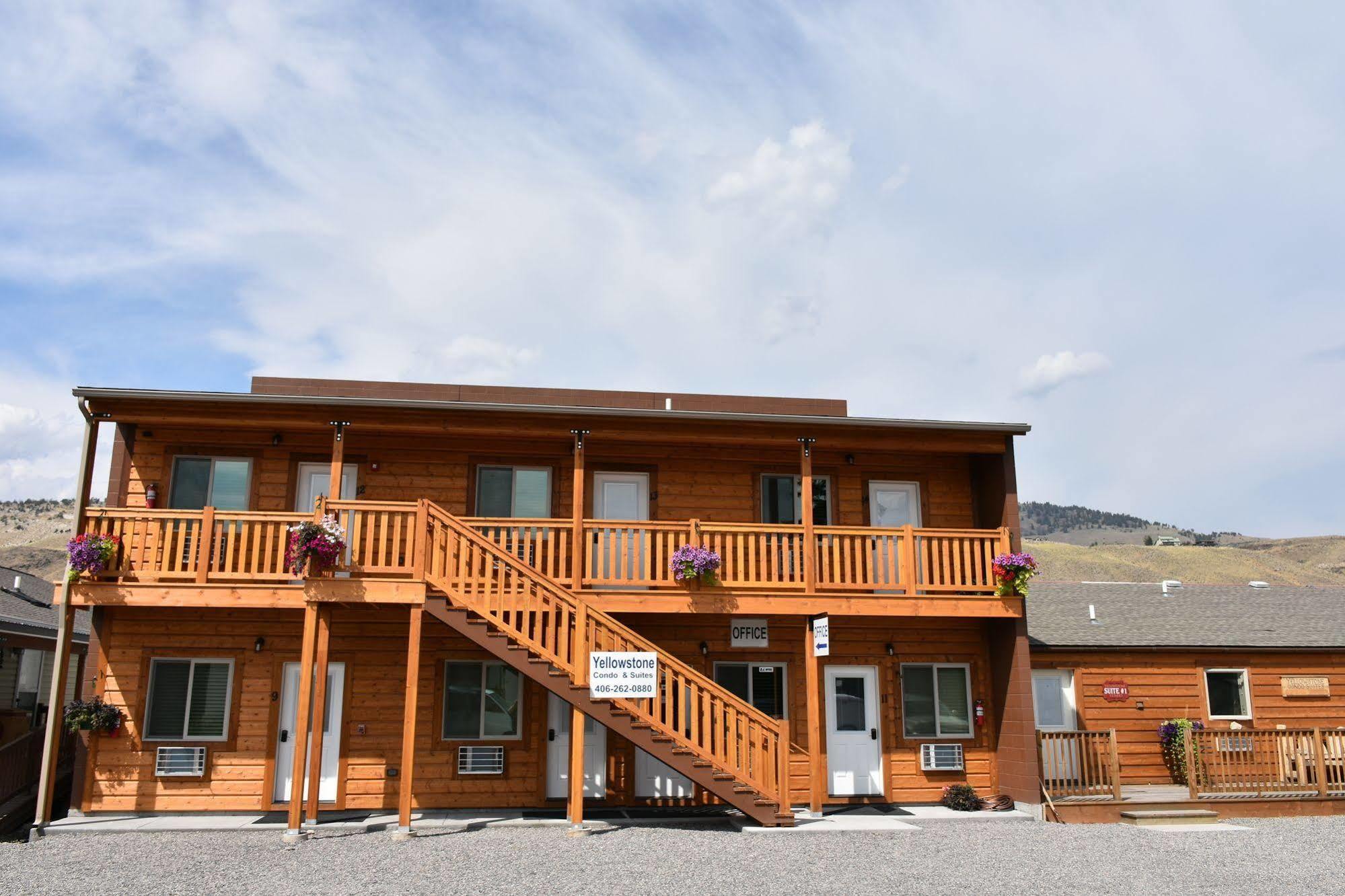 Yellowstone Condos & Suites การ์ดีเนอร์ ภายนอก รูปภาพ