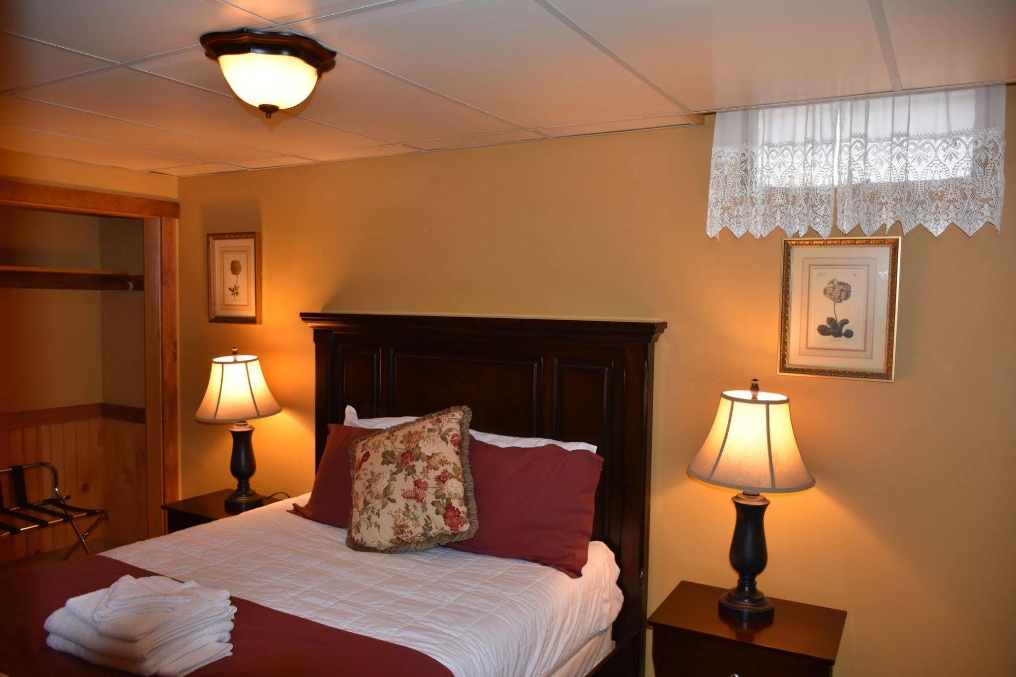 Yellowstone Condos & Suites การ์ดีเนอร์ ภายนอก รูปภาพ